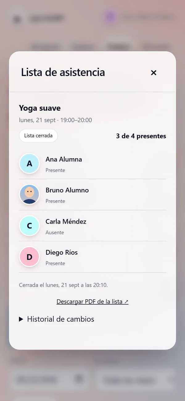 Lista de asistencia de una clase, con la foto de cada alumno y quién estuvo presente